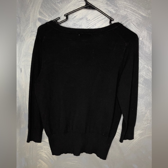 ROZ & ALI LONG SLEEVE LIGHTWEIGHT CREW NECK SWEATER SHIRT - Picture 2 of 6